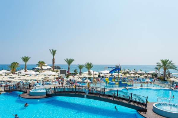 Antalya Flughafen nach Okurcalar Transfer